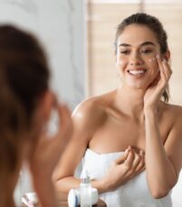 Comment hydrater la peau en profondeur ? - Comment hydrater la peau en profondeur ? - Phoenix Esthetic